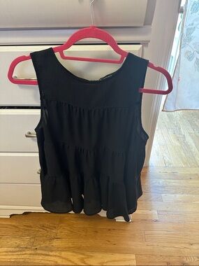 Banana Republic Black Tiered Sleeveless Tank Top